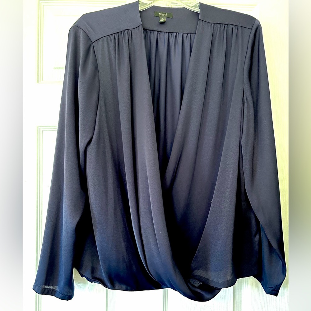 Prive Blouse long sleeve navy blue draped bubble hem size L